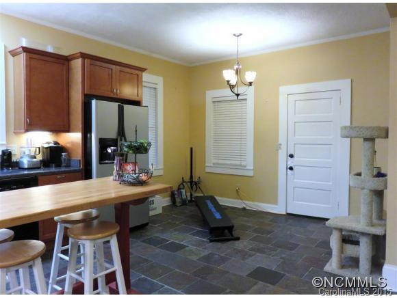 211 RAILROAD Street - Photo 18