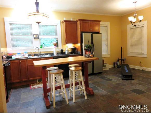 211 RAILROAD Street - Photo 19