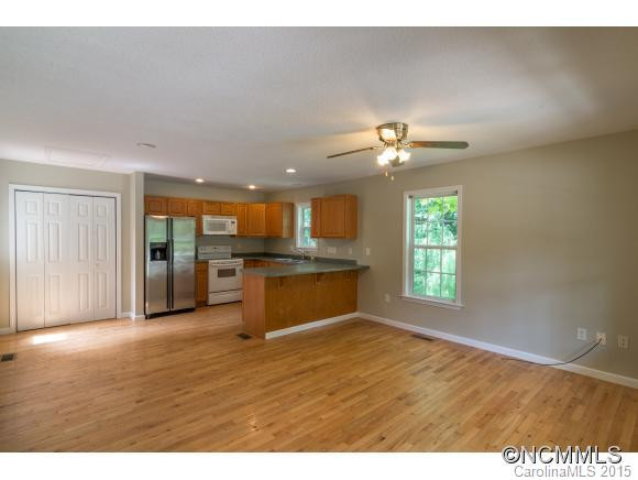 40 Oakcrest Place - Photo 5
