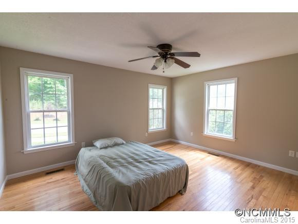 40 Oakcrest Place - Photo 10