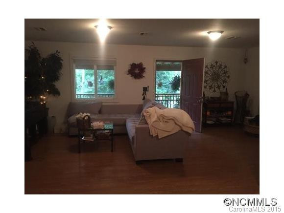 295 Westwood Avenue - Photo 8
