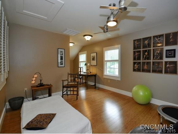 32 DAVE WAY - Photo 11