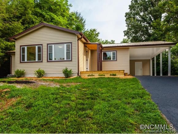 211 Lyndon Lane
