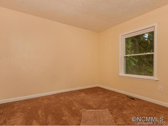 211 Lyndon Lane - Photo 17