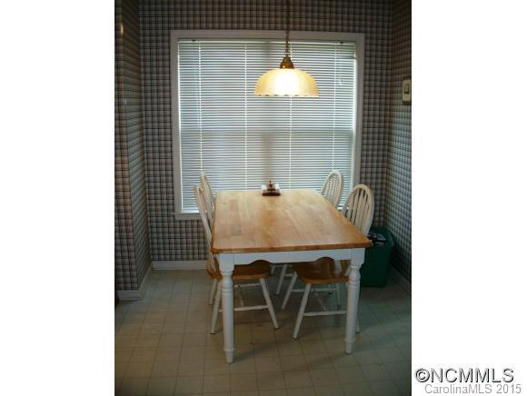 927 Woodhill Drive - Photo 11