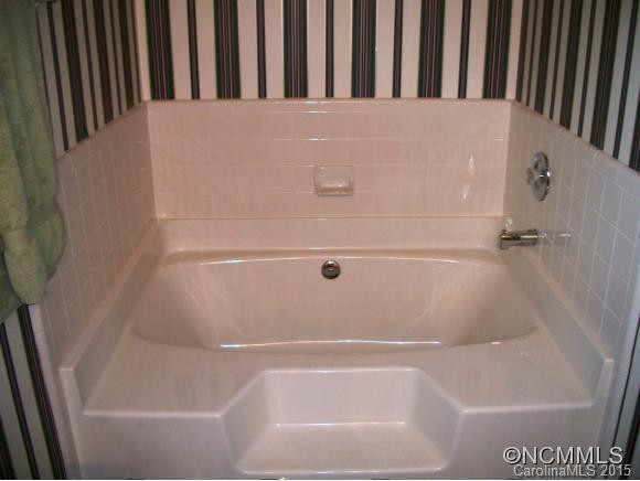 927 Woodhill Drive - Photo 15