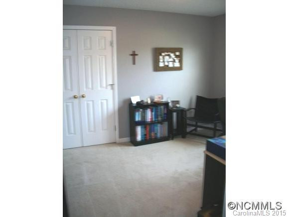 927 Woodhill Drive - Photo 17