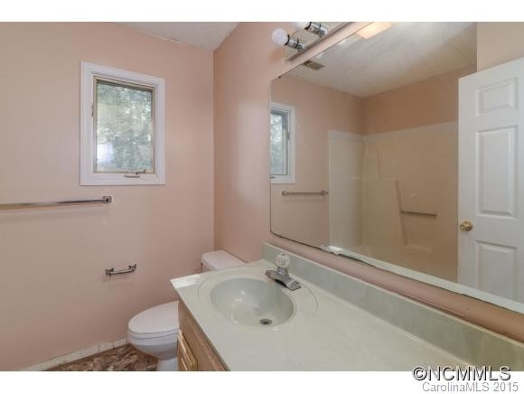 4 S Oaks Circle - Photo 16