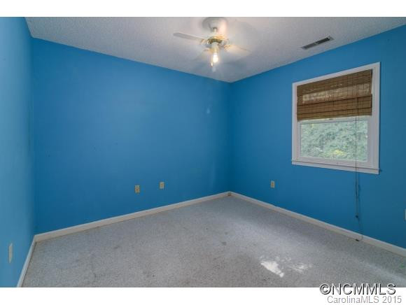 4 S Oaks Circle - Photo 17