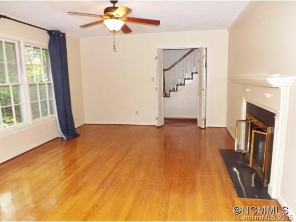112 Hazelview Dr - Photo 2