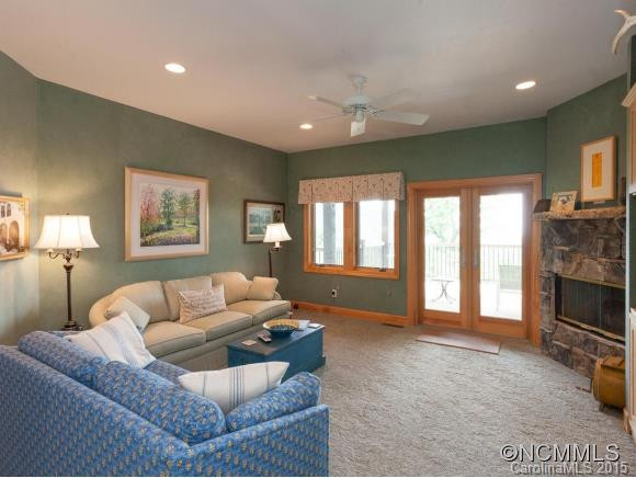 230 Slickrock Road - Photo 18
