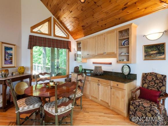 230 Slickrock Road - Photo 7