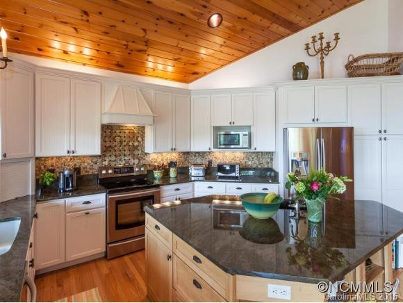 230 Slickrock Road - Photo 9