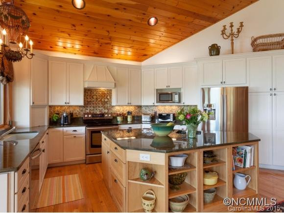 230 Slickrock Road - Photo 10