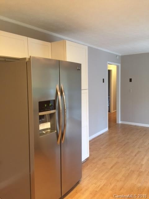 140 Christopher Lane - Photo 5