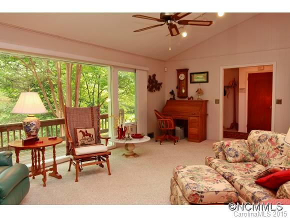 2731 Dicks Creek Road - Photo 3
