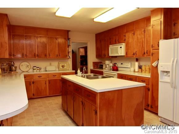 2731 Dicks Creek Road - Photo 5