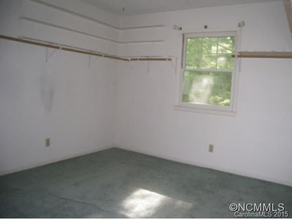 172 GROVE Street - Photo 13