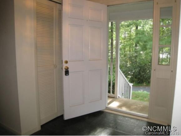 172 GROVE Street - Photo 3