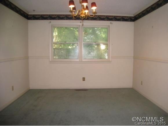 172 GROVE Street - Photo 5