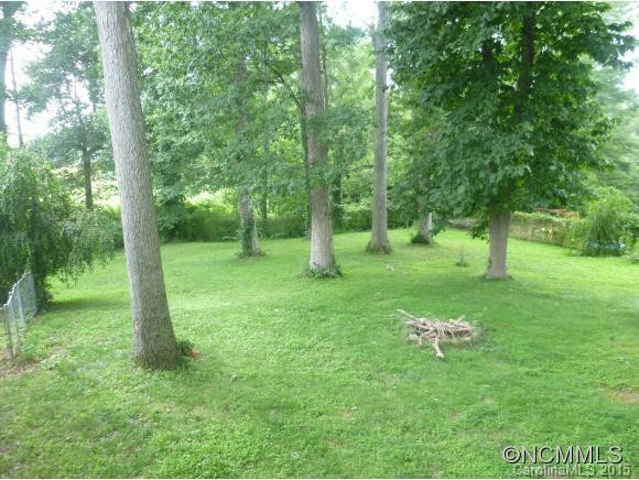 19 Hickory Drive - Photo 3