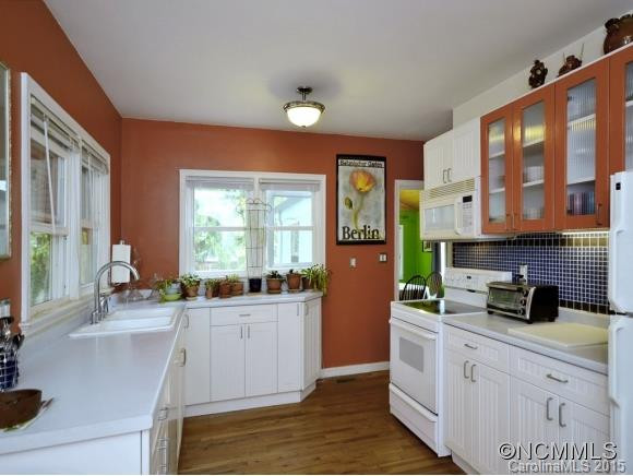 133 BARNARD AVE - Photo 4