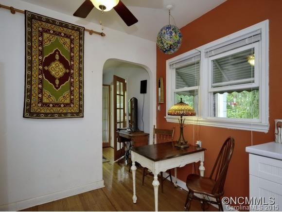 133 BARNARD AVE - Photo 5