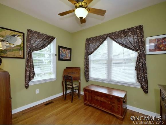 133 BARNARD AVE - Photo 8
