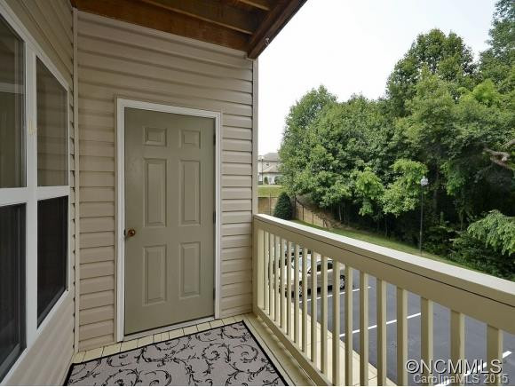 510 CARRINGTON PLACE - Photo 3