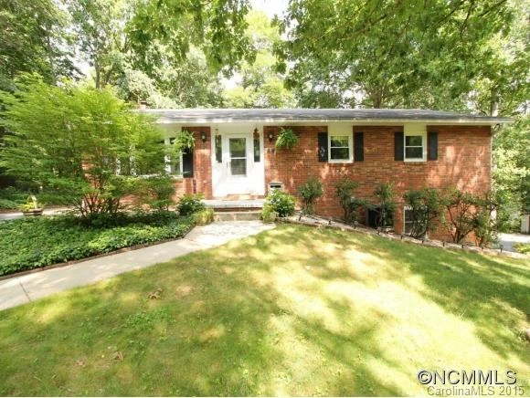 77 AMBERJACK DRIVE