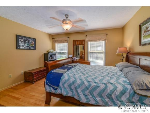 105 Arco Rd - Photo 12