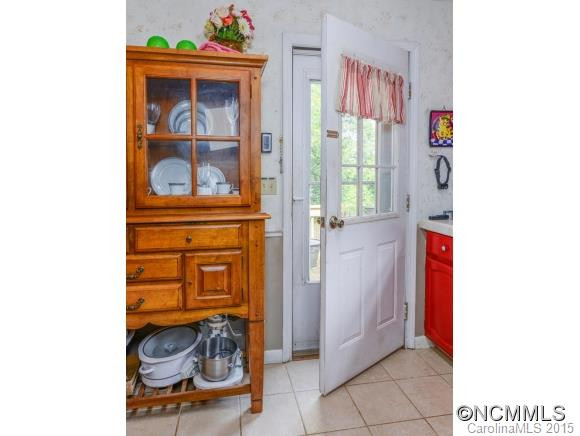 105 Arco Rd - Photo 9