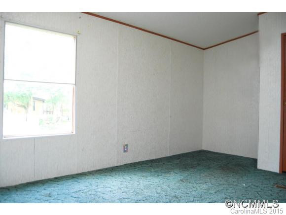 324 James St - Photo 11