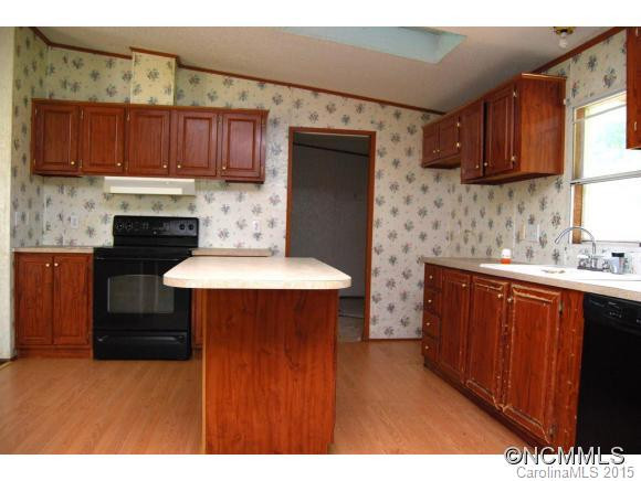 324 James St - Photo 6