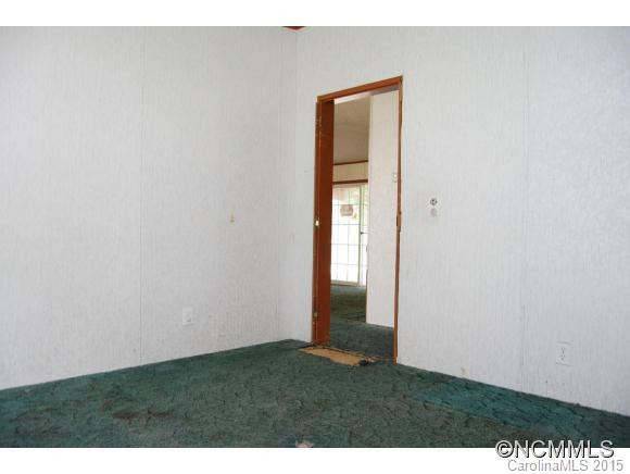 324 James St - Photo 9