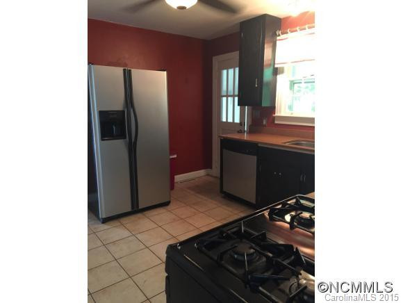 206 Ewbank - Photo 3