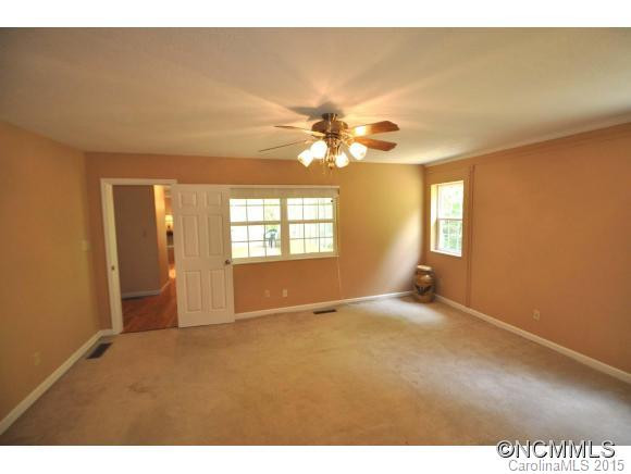 283 Fox Run - Photo 11