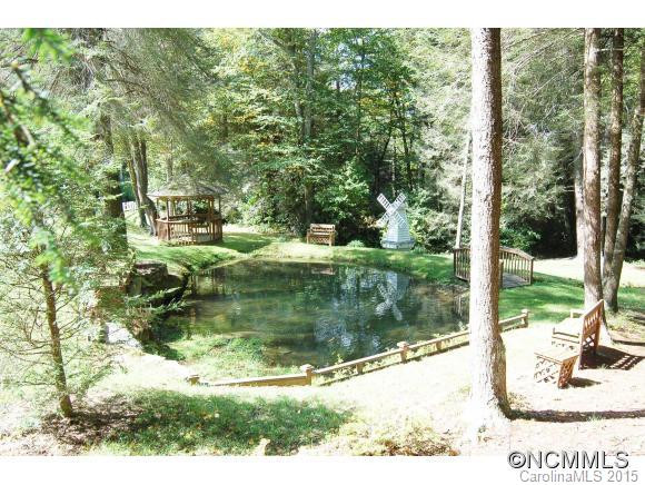 283 Fox Run - Photo 3