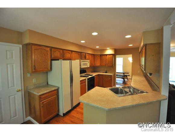 283 Fox Run - Photo 10