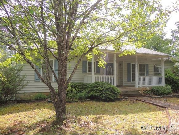131 Sandrock Trail