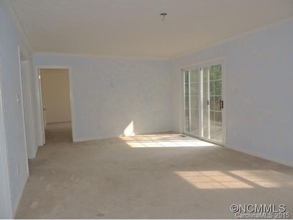 131 Sandrock Trail - Photo 2