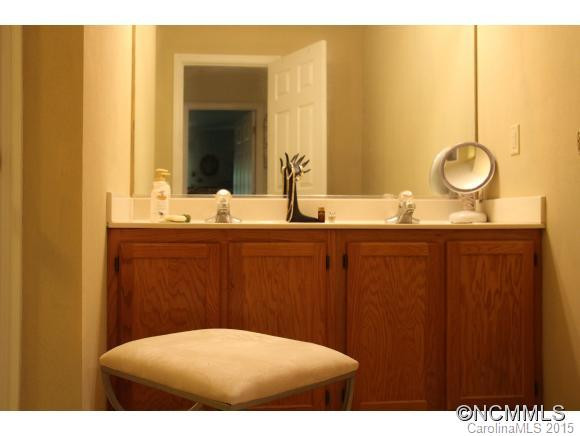 312 Oak Place - Photo 19