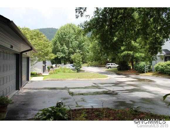 312 Oak Place - Photo 23