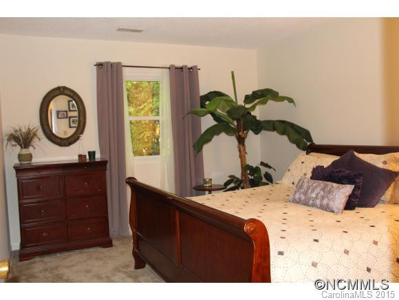 312 Oak Place - Photo 9