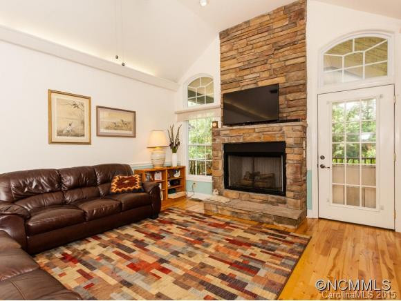 1883 Glen Cannon Drive - Photo 3