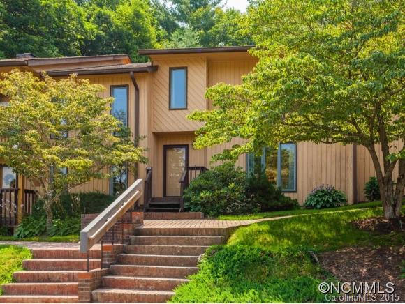 52 Pebble Creek