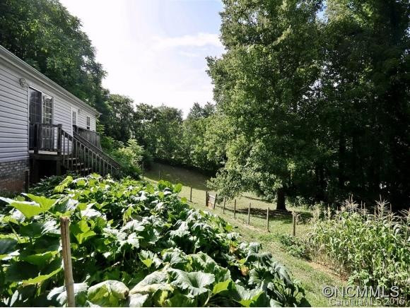 9 HEDDEN LANE - Photo 2