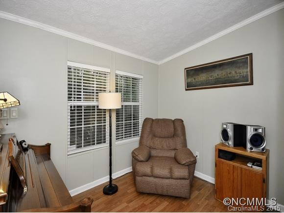 9 HEDDEN LANE - Photo 6