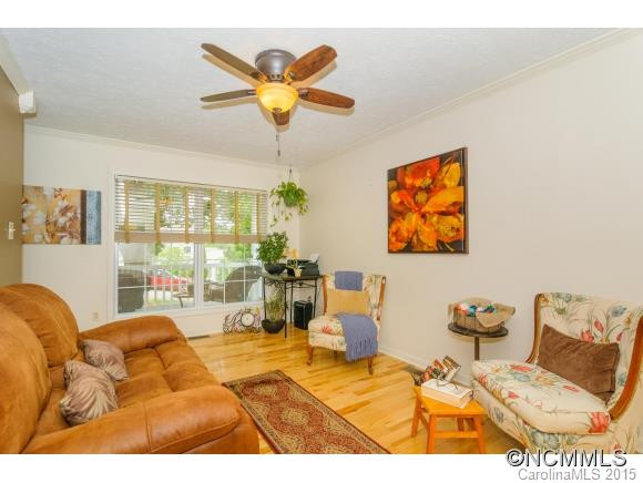 161 Kennedy Road - Photo 8
