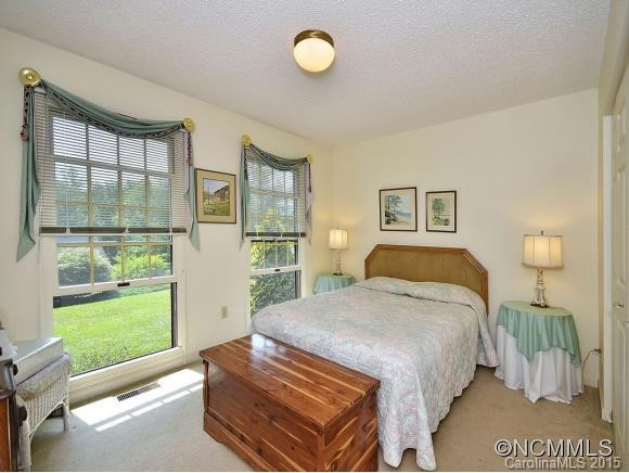 77 Hillcrest Drive - Photo 14